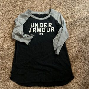 Women’s Under Armour shirt